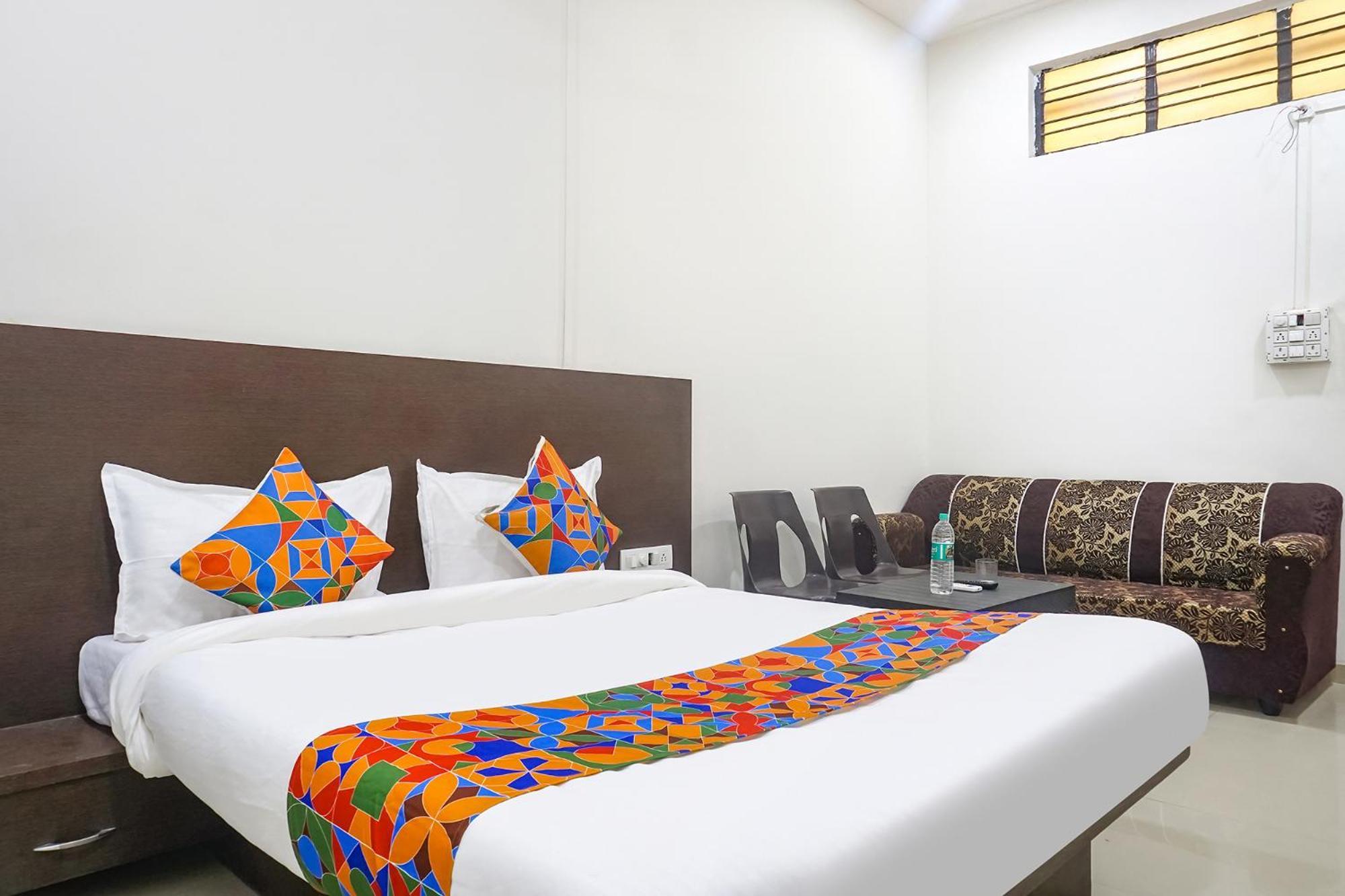 Fabhotel Om Sai - Nr Nashik Railway Station Εξωτερικό φωτογραφία