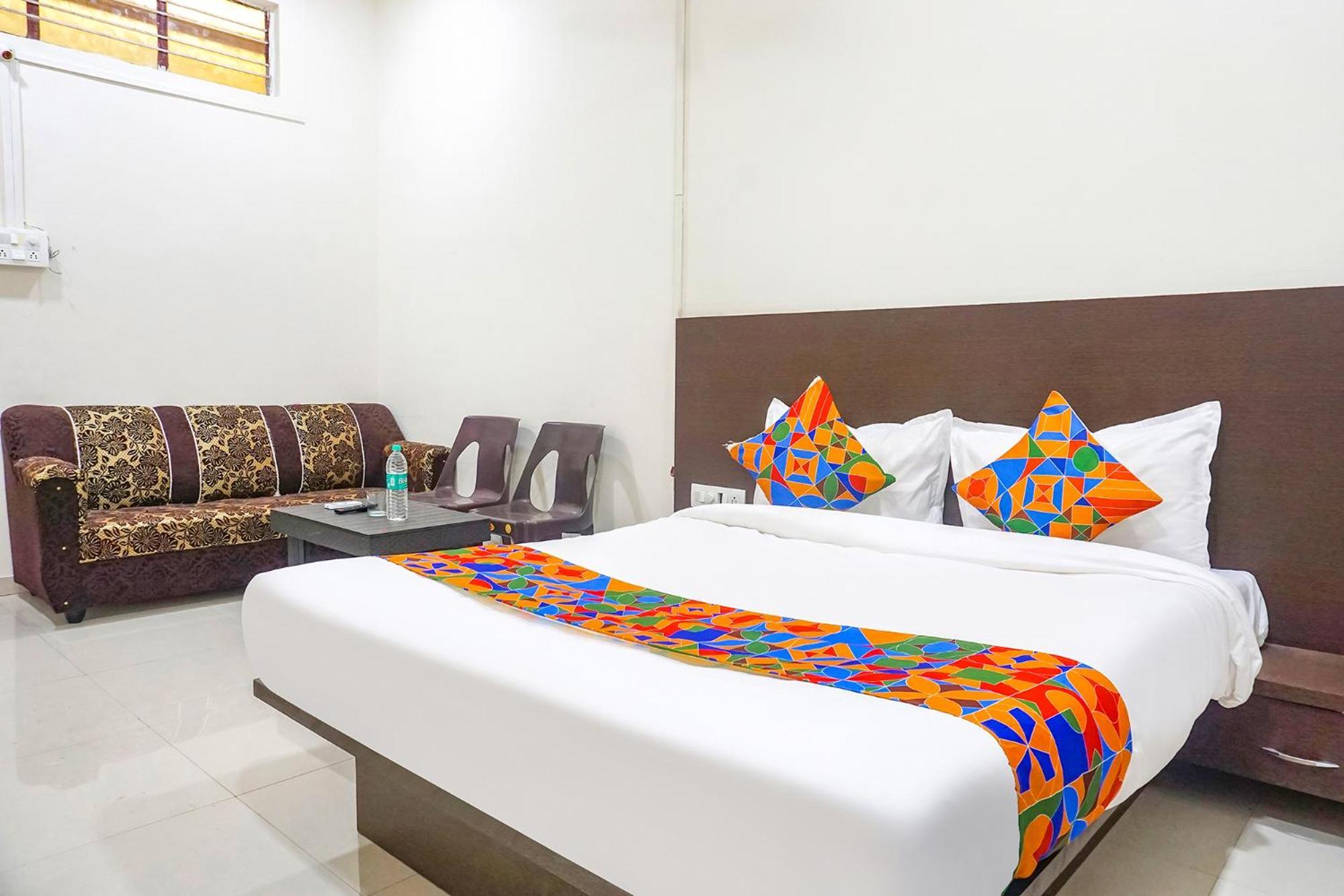 Fabhotel Om Sai - Nr Nashik Railway Station Εξωτερικό φωτογραφία