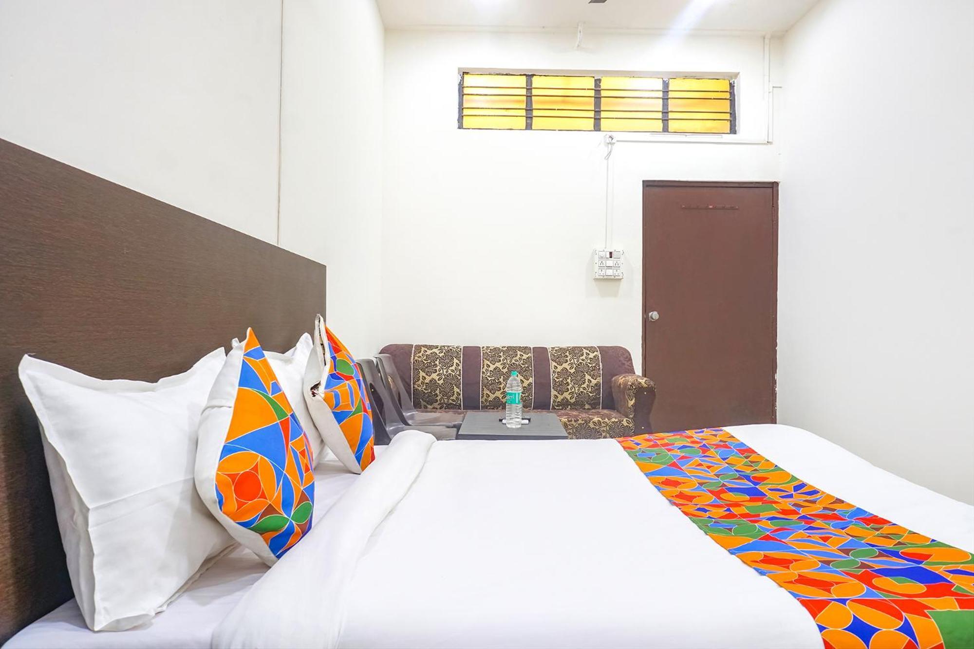Fabhotel Om Sai - Nr Nashik Railway Station Εξωτερικό φωτογραφία